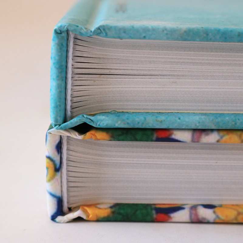 中國官窯瓷器(上下兩冊)典藏收藏本  重達3.2公斤