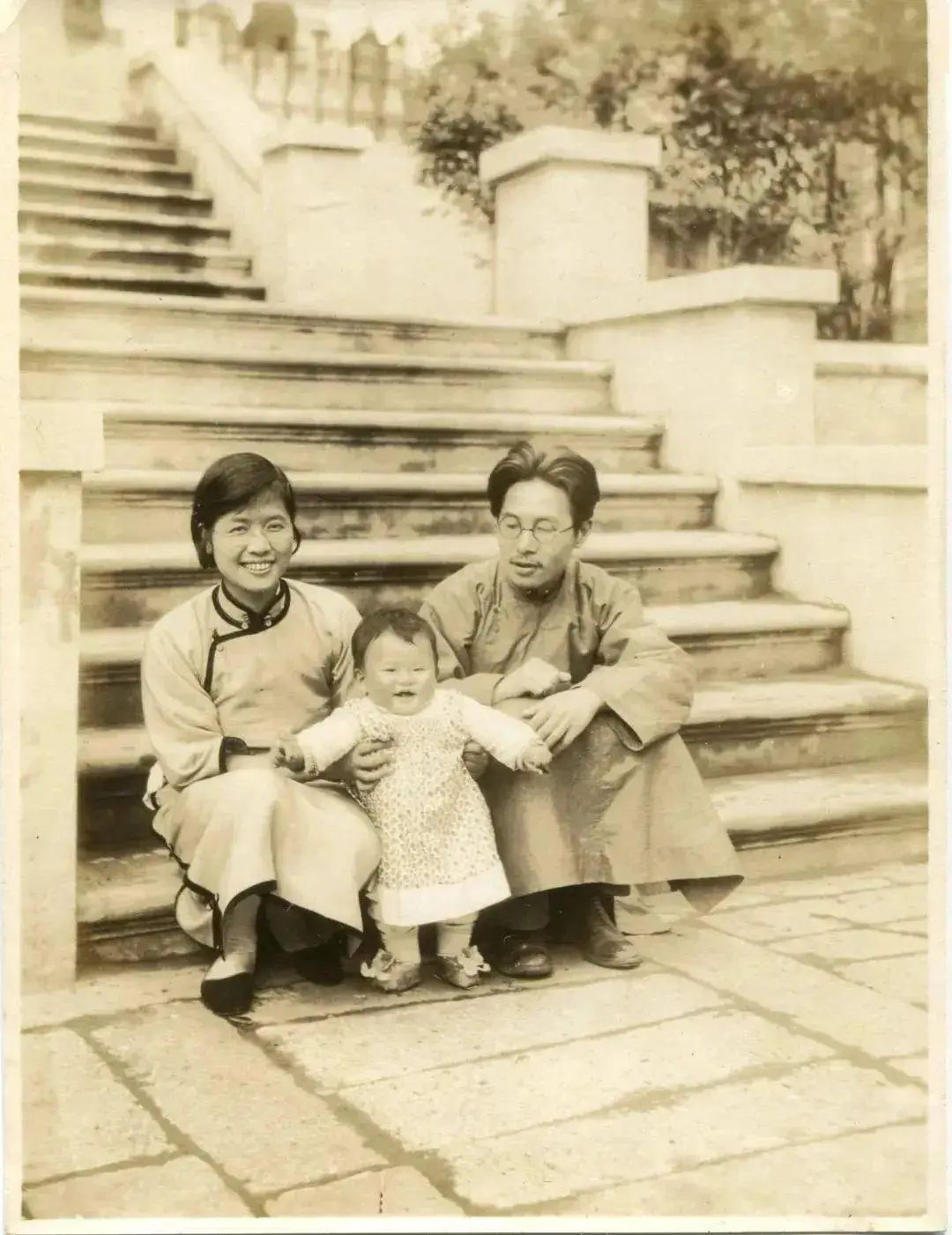 1688370726943656.jpg 4.jpg